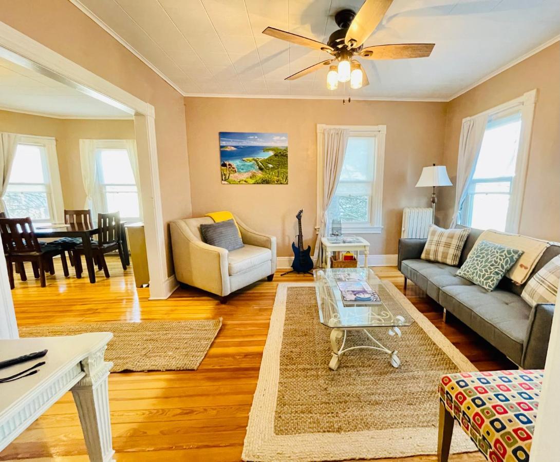 Delightful 2Br Apartment With Balcony - 15 Min From Mohegan Sun- Foxwoods Casinos & Mystic New London Esterno foto
