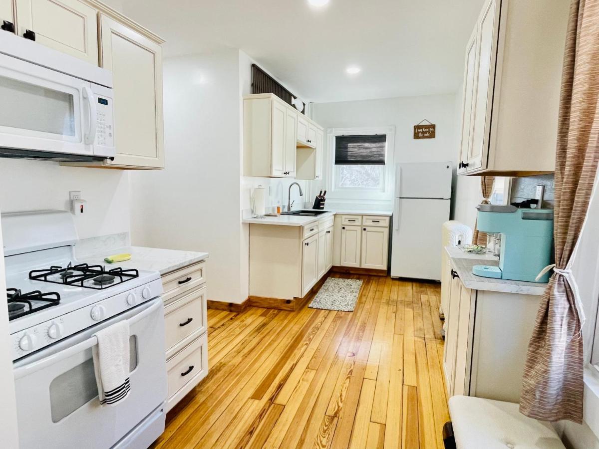 Delightful 2Br Apartment With Balcony - 15 Min From Mohegan Sun- Foxwoods Casinos & Mystic New London Esterno foto