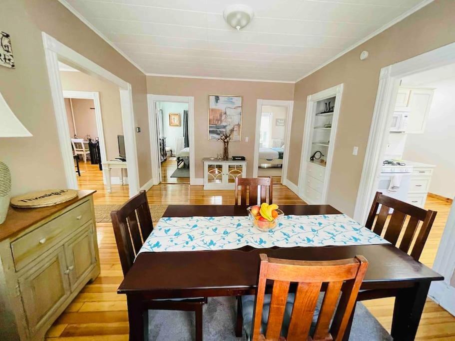 Delightful 2Br Apartment With Balcony - 15 Min From Mohegan Sun- Foxwoods Casinos & Mystic New London Esterno foto