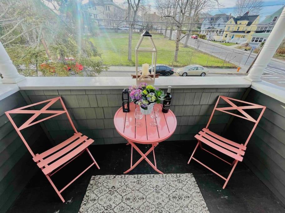 Delightful 2Br Apartment With Balcony - 15 Min From Mohegan Sun- Foxwoods Casinos & Mystic New London Esterno foto