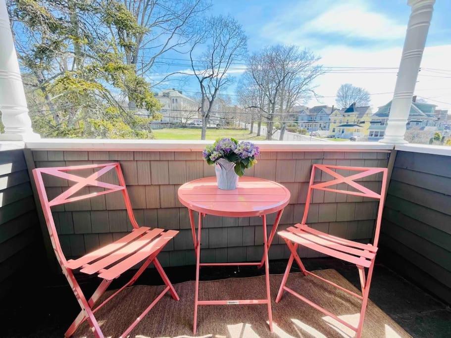 Delightful 2Br Apartment With Balcony - 15 Min From Mohegan Sun- Foxwoods Casinos & Mystic New London Esterno foto