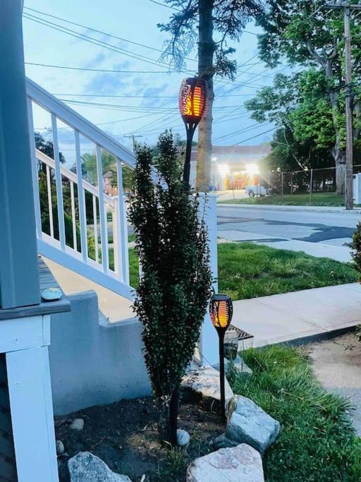 Delightful 2Br Apartment With Balcony - 15 Min From Mohegan Sun- Foxwoods Casinos & Mystic New London Esterno foto