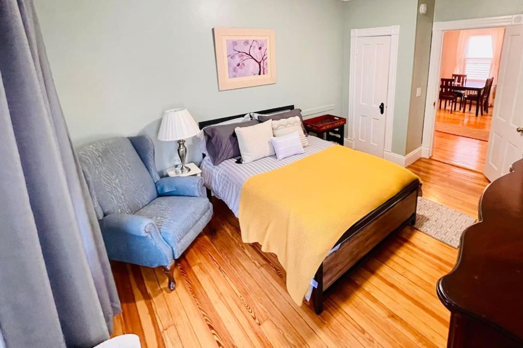 Delightful 2Br Apartment With Balcony - 15 Min From Mohegan Sun- Foxwoods Casinos & Mystic New London Esterno foto